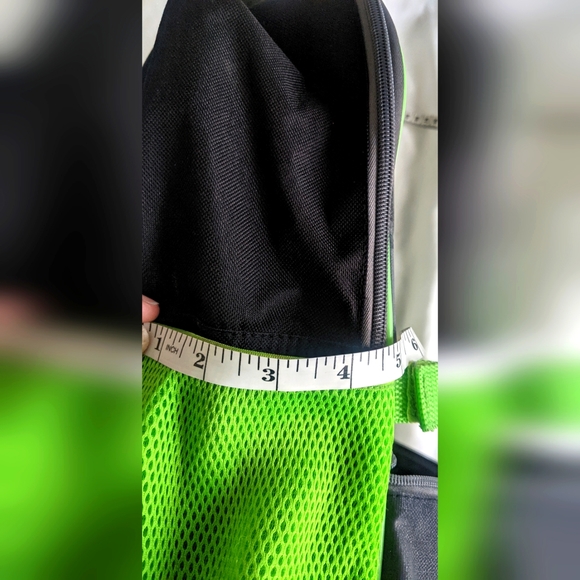 Minecraft Creeper Kids Backpack - Picture 9 of 11